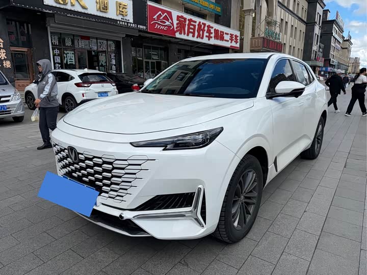 Changan UNI-K 2023 2.0T two-wheel drive enjoyment model