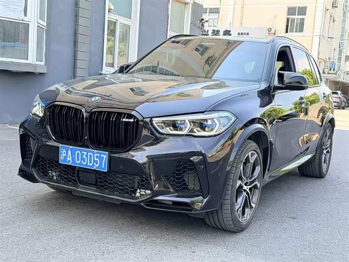 BMW X5 2022 xDrive 40Li Exclusive M Sports Package
