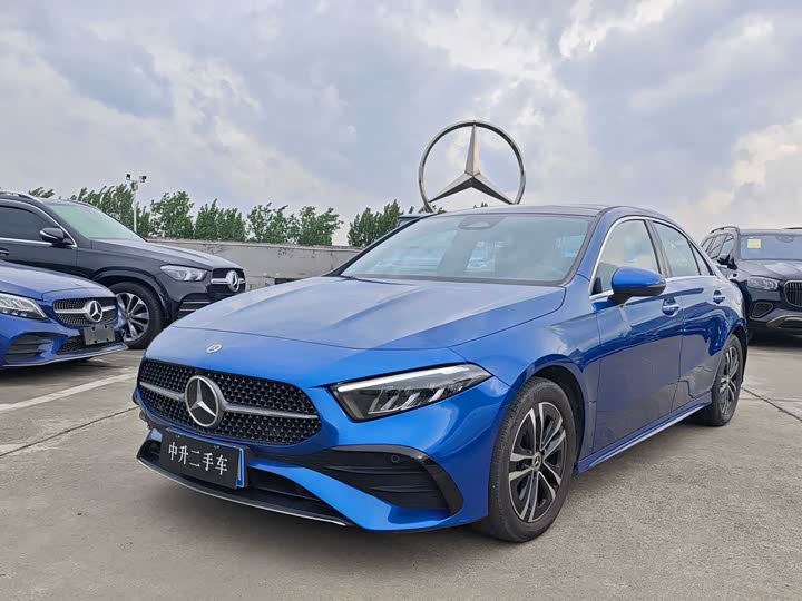 Mercedes-Benz A-Class 2023 A 200 L Dynamic