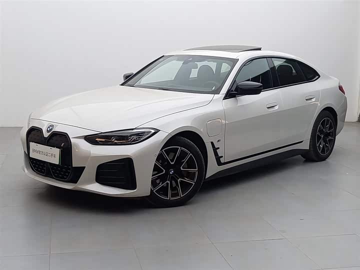 BMW i4 2023 eDrive40