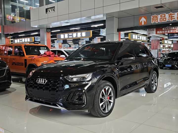 Audi Q5L 2023 40T luxury and dynamic model
