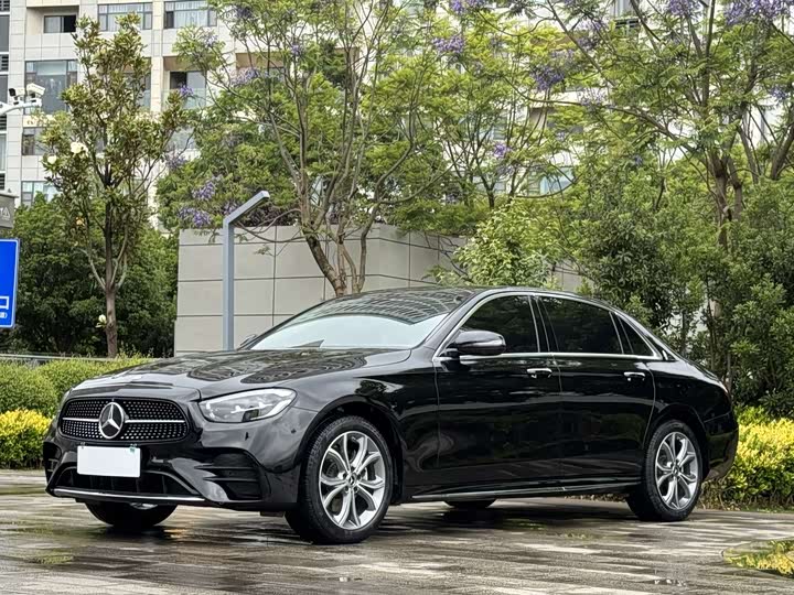 Mercedes-Benz E-Class 2022 facelift E 300 L sporty and stylish