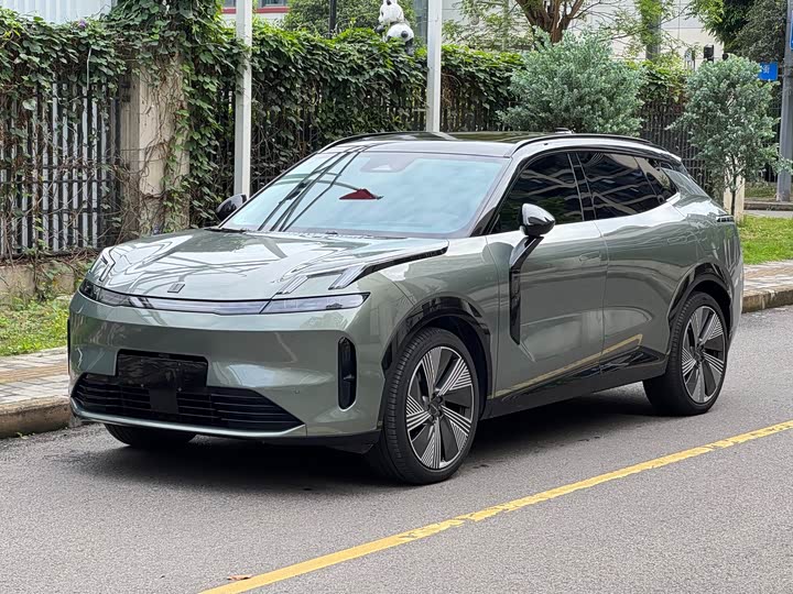 Lynk & Co 08 EM-P 2023 220km four-wheel drive performance Halo