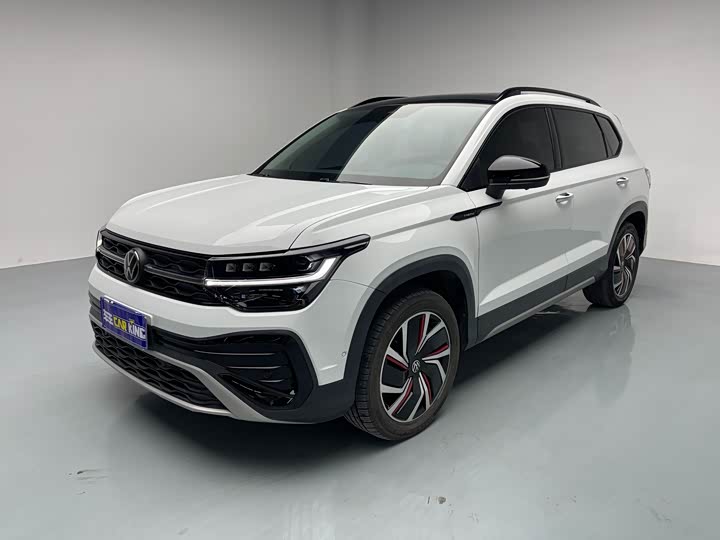 Tharu 2023 300TSI FWD Moon Edition