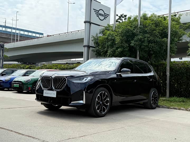 BMW X3 2025 xDrive30L Leading Type M Sports Package
