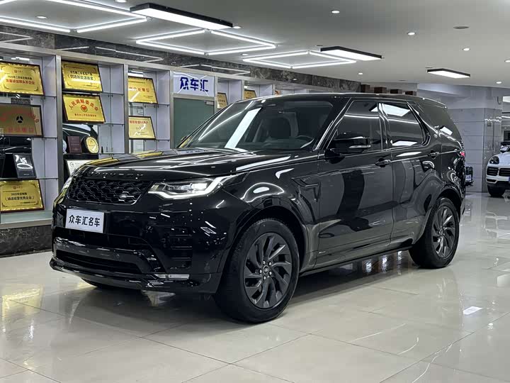 Discover the 2021 360PS R-Dynamic S