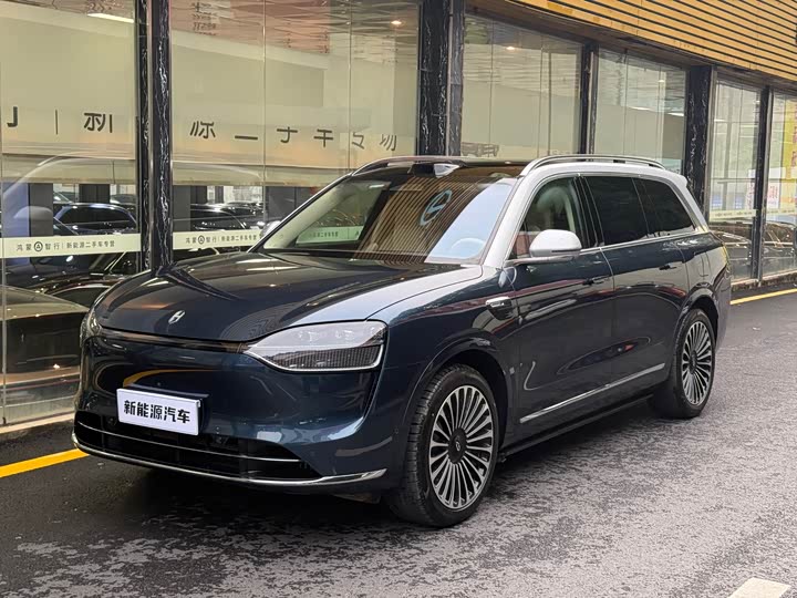 Wenjie M9 2025 extended range Ultra version 52kWh 6-seater version (192-line lidar)