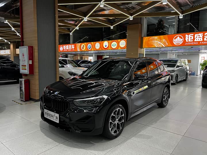 BMW X1 2021 facelift sDrive25Li leading model