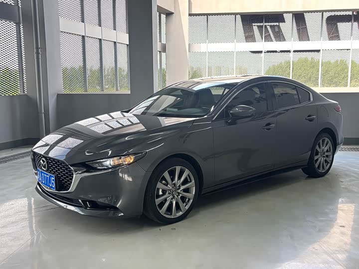 2022 Mazda3 Angkesela 2022 2.0L Automatic Premium Edition