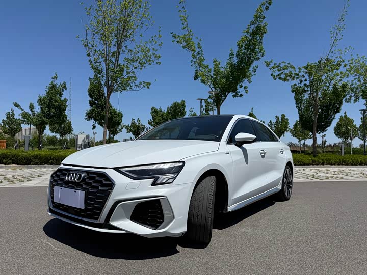 Audi A3 2024 A3L Limousine 35 TFSI Fashionable and Sporty