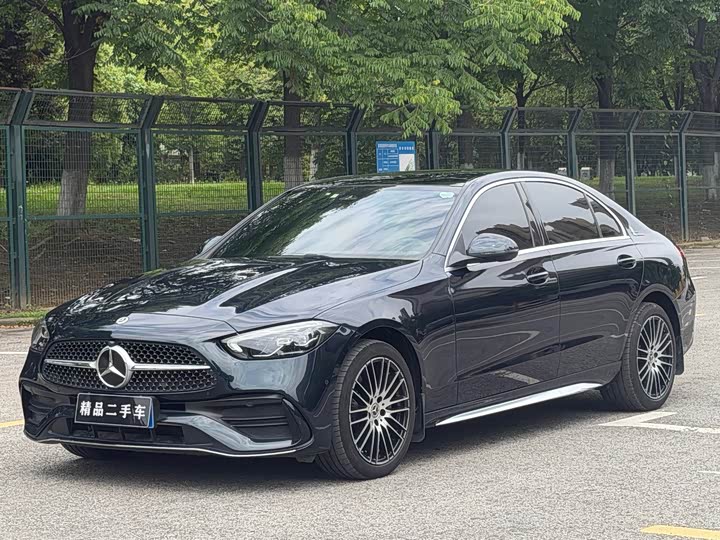 Mercedes-Benz C-Class 2024 facelift three C 260 L sports version