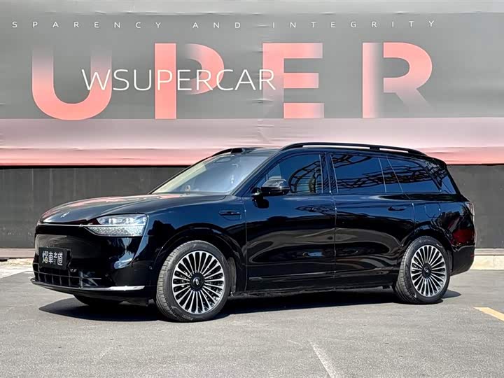 Wenjie M9 2024 extended range Ultra version 42kWh 6-seater version