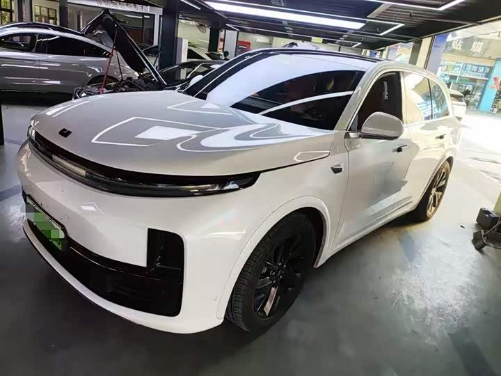 Li AutoL7 2023 Model Pro