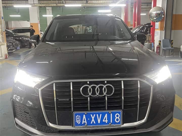 2021 AudiQ7 2021 Model 45 TFSI quattro S lineSportsModel