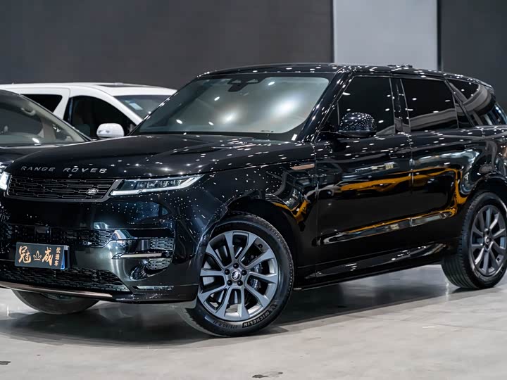 Range Rover Sport 2023 400PS Dynamic SE