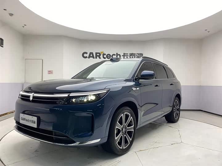 2024 AITOM7 2024 Model 1.5T Smart Driving 4WDUltra Edition 6-seat