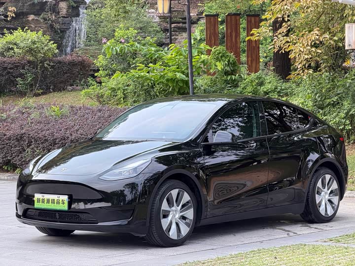Model Y 2022 Refresh RWD