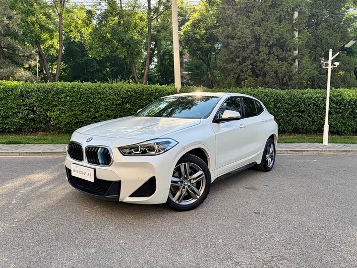 BMW X2 2021 sDrive25i leading M sports package