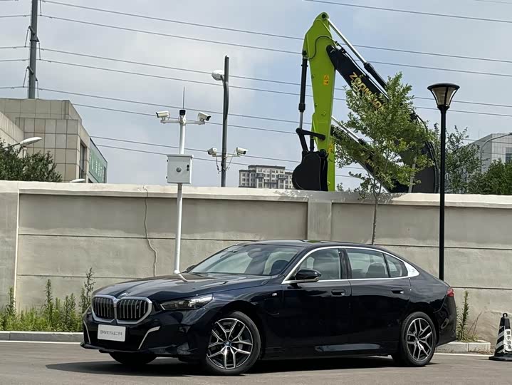 2026 BMWi5 2025 Model eDrive 40L M Sports Package