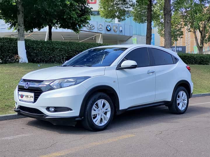 Vezel 2017 1.5L CVT 2WD Comfort