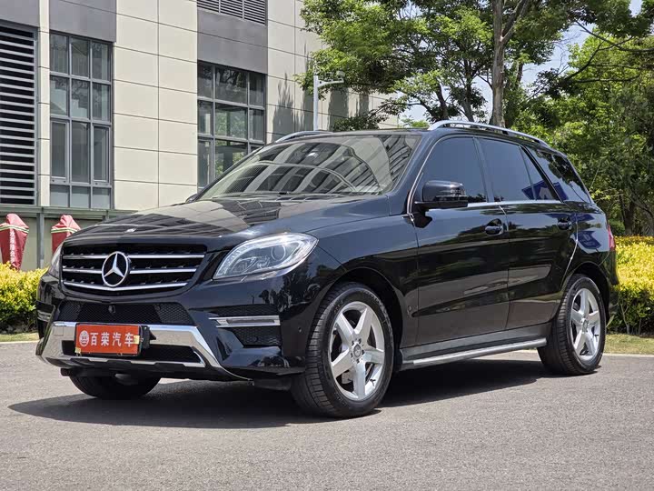 Mercedes-Benz M-Class 2014 ML 400 4MATIC Luxury
