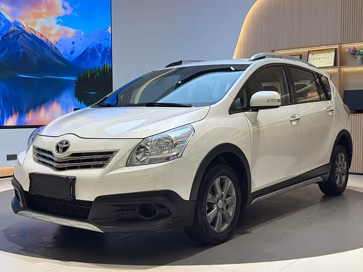 E'Z 2015 180E CVT Crossover Edition