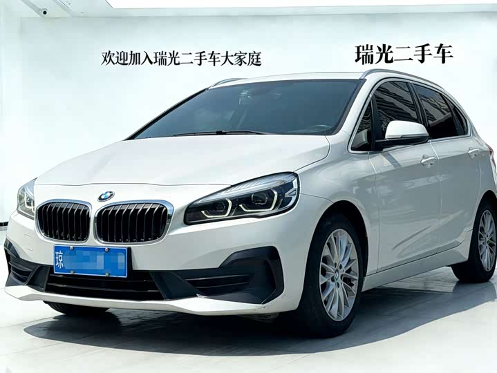 BMW 2 Series Touring 2018 218i Leading Model