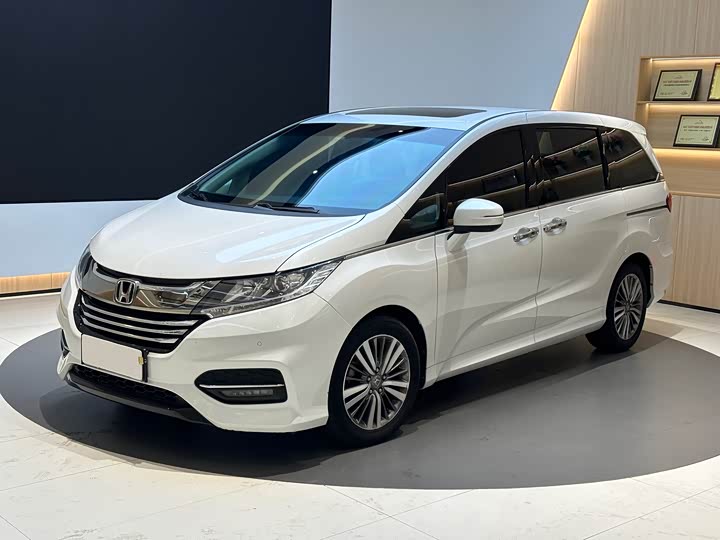 Odyssey 2018 2.4L Deluxe Edition
