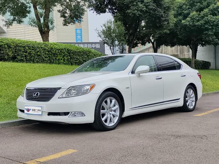 Lexus LS 2006 460L