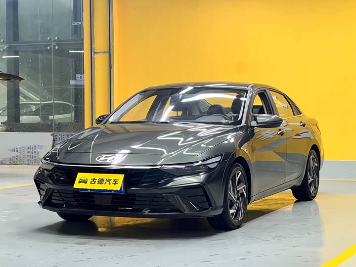 MG7 2023 1.5T DCT Beautiful and Elegant Edition