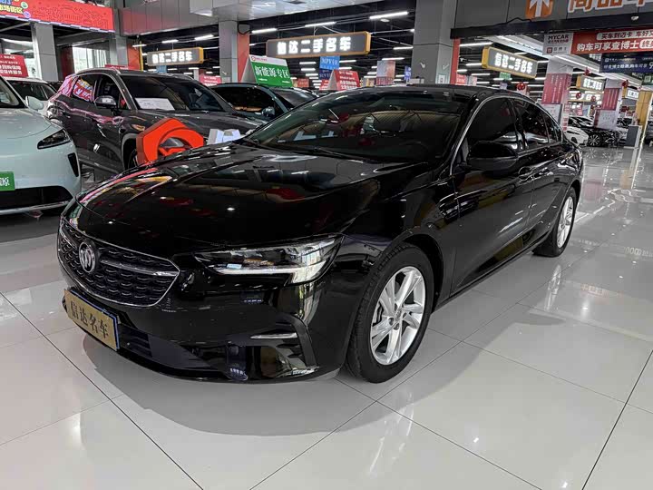 Regal 2020 552T Luxury
