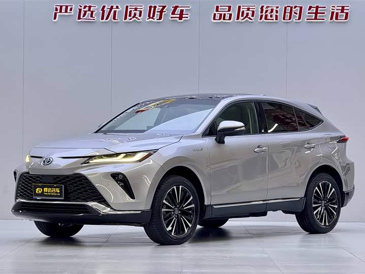 Vesa 2022 Model Hybrid 2.5L CVT 2WD Premium Edition