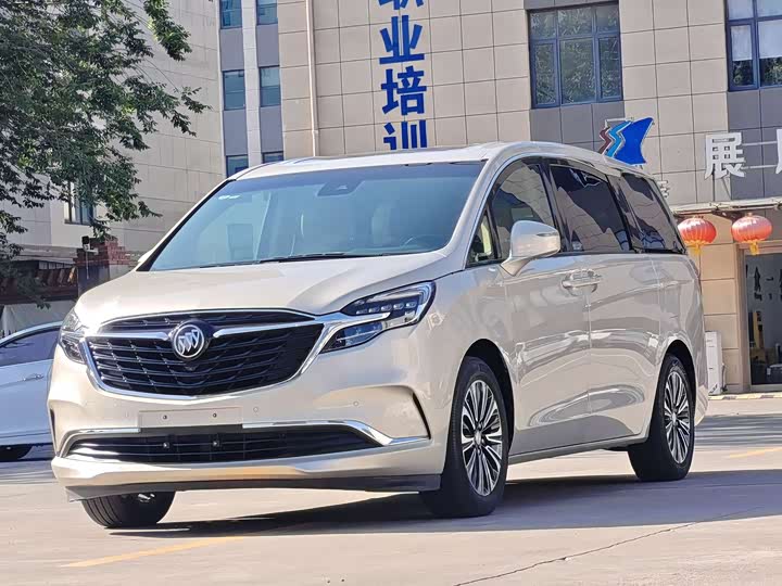 BuickGL8 2021 Model ESAvenir 653T LuxuryModel