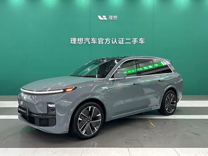 Li AutoL8 2025 Model Ultra Smart Renewal Edition