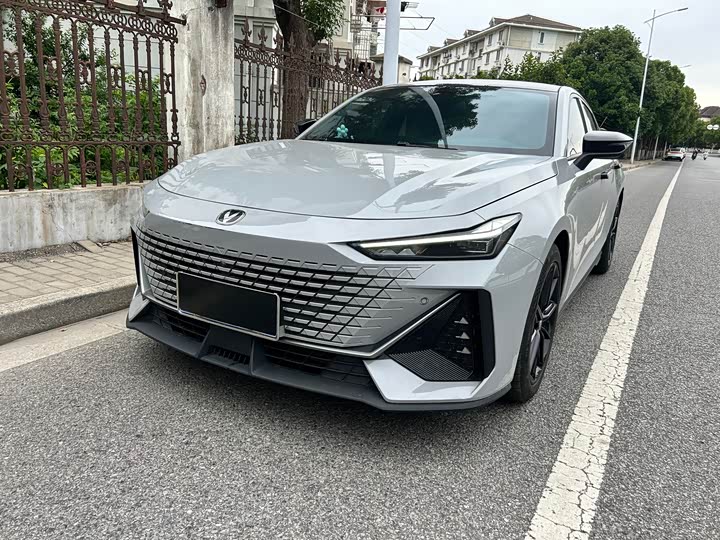 2022 ChanganUNI-V 2022 Model 1.5T PremiumModel