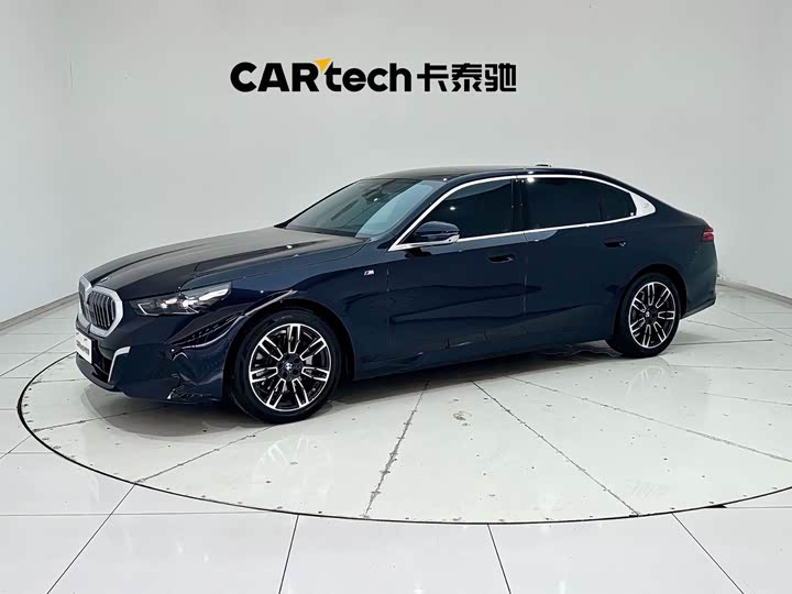BMW 5 Series 2025 530Li Leading M Sports Package