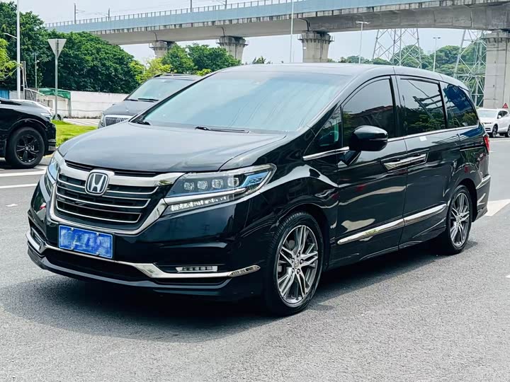 Alison 2019 Model 2.0L HybridLuxury Edition