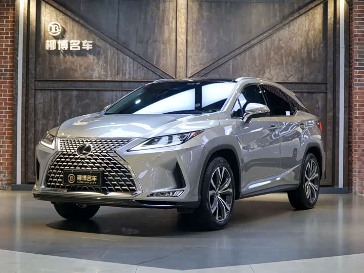 Lexus RX 2021 300 four-wheel drive special edition
