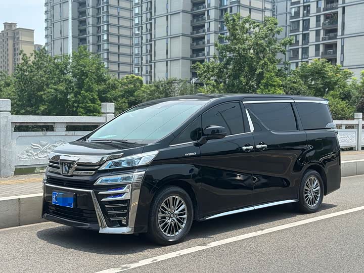 Wilfa 2021 Crown Dual Engine 2.5L HV Extreme Edition