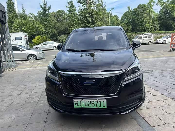 Changan Auchan Keshan EV 2020, leading model
