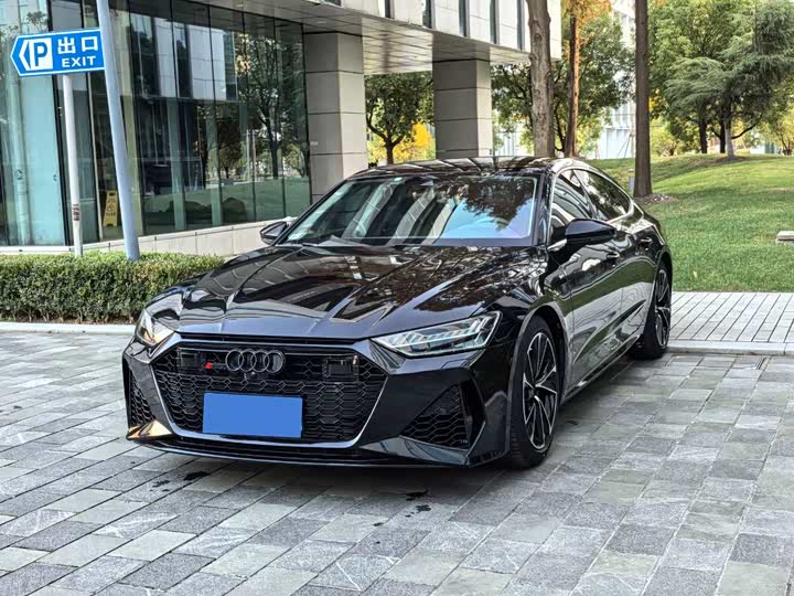 Audi A7 2021 40 TFSI luxury model