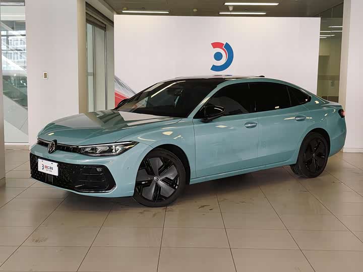 Passat 2025 Pro 380TSI Star Dragon Edition
