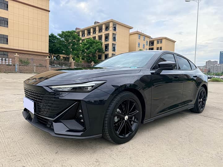 Changan UNI-V 2023 1.5T premium model