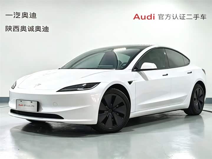 Model 3 2025 rear-wheel drive version