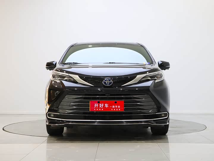 SiennaSIENNA 2023 Model 2.5LHybrid Premium Edition