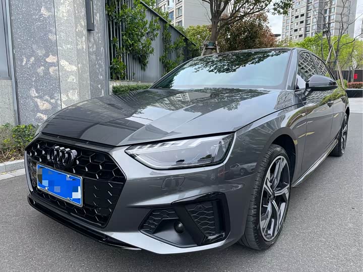 Audi A4L 2025 2 Million Edition 40 TFSI Fashion Dynamic