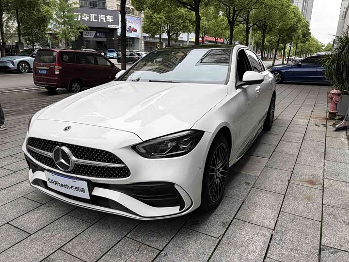 Mercedes-Benz C-Class 2023 facelift C 260 L sports version