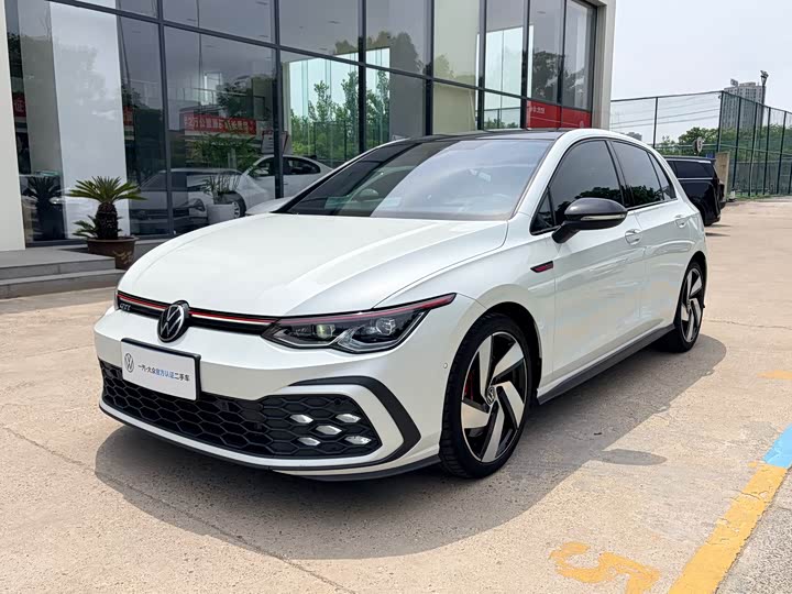 Golf GTI 2021 facelift 380TSI DSG GTI