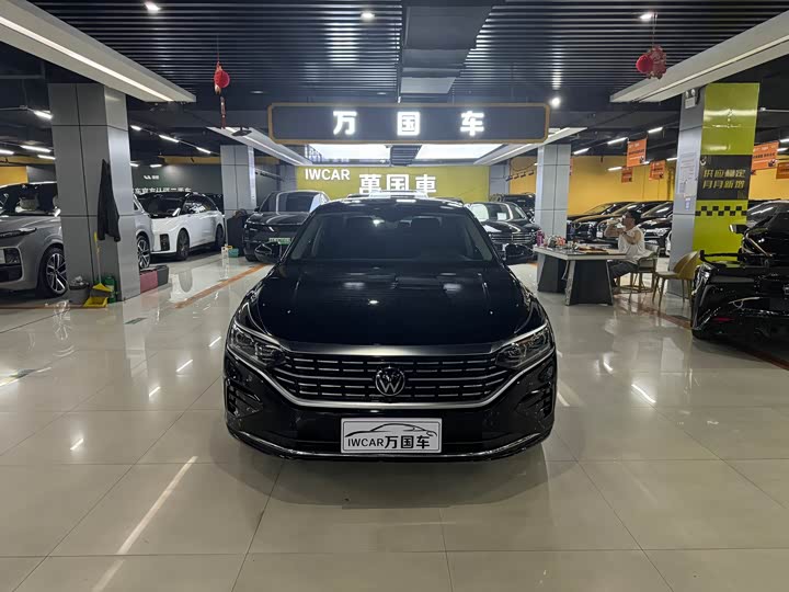 Passat 2023 380TSI Deluxe Edition