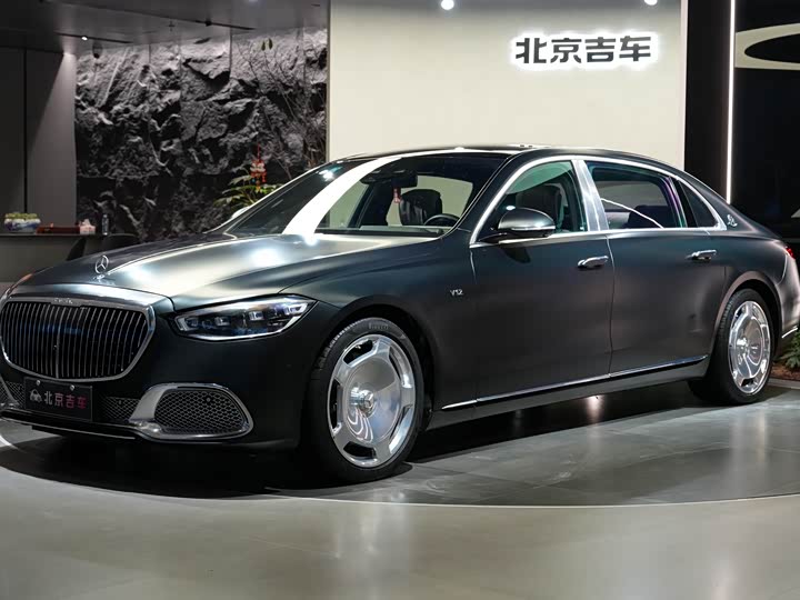 2022 Mercedes-Maybach S 680 4MATIC Haute Voiture Edition